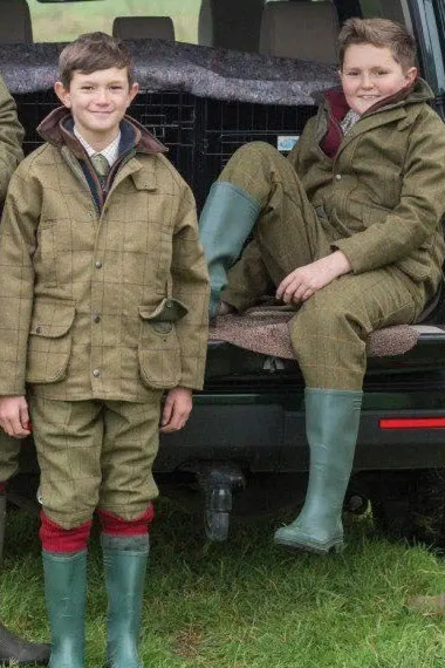 Alan Paine Rutland Waistcoat - Kids Tweed - Lichen